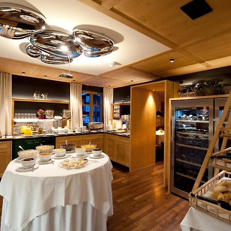 Hotel Gasthof Adler Schoppernau Bagian luar foto