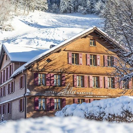 Hotel Gasthof Adler Schoppernau Bagian luar foto