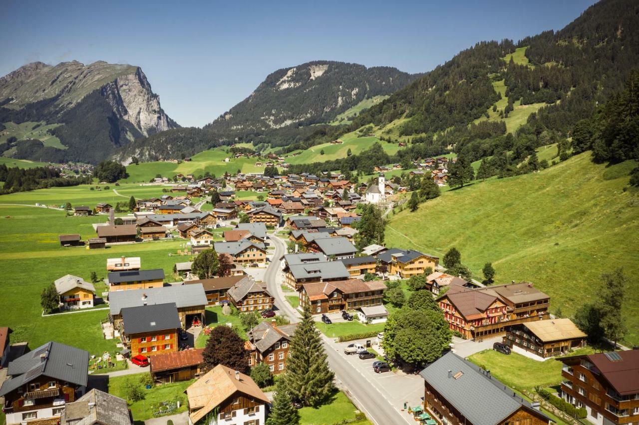 Hotel Gasthof Adler Schoppernau Bagian luar foto