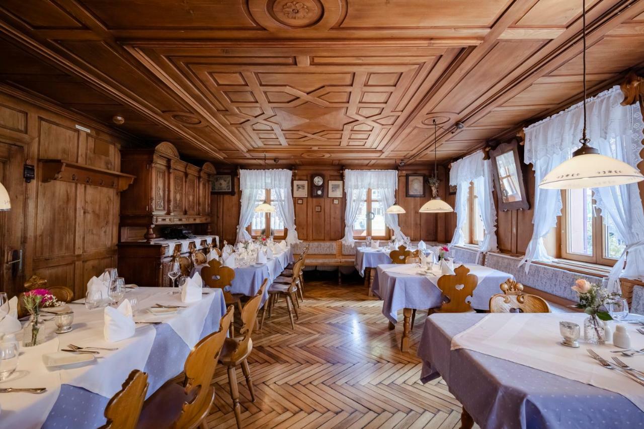 Hotel Gasthof Adler Schoppernau Bagian luar foto