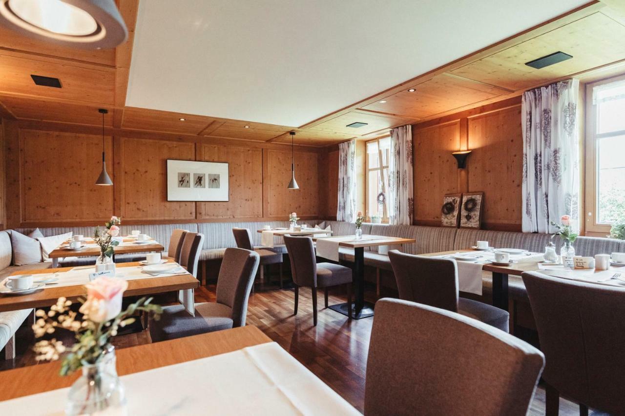 Hotel Gasthof Adler Schoppernau Bagian luar foto