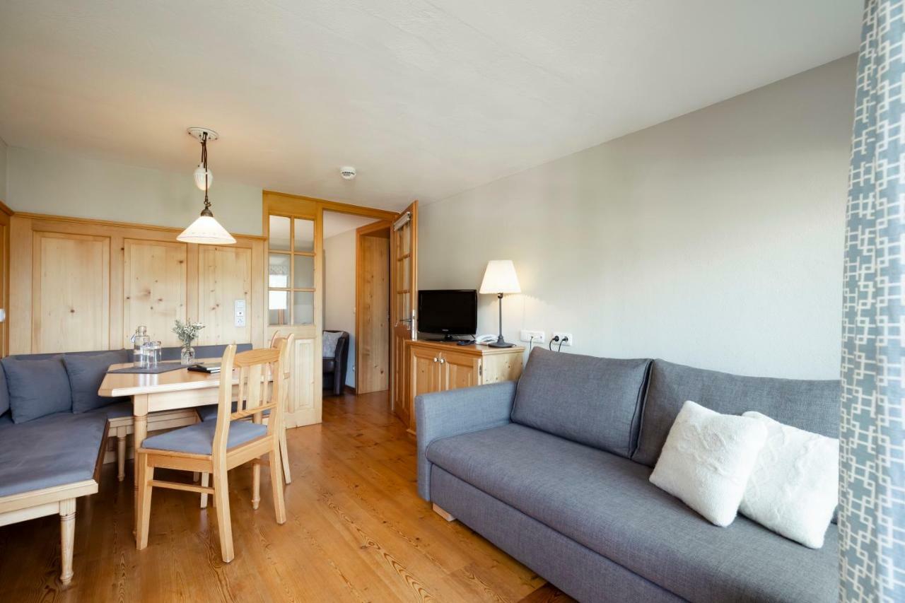 Hotel Gasthof Adler Schoppernau Bagian luar foto